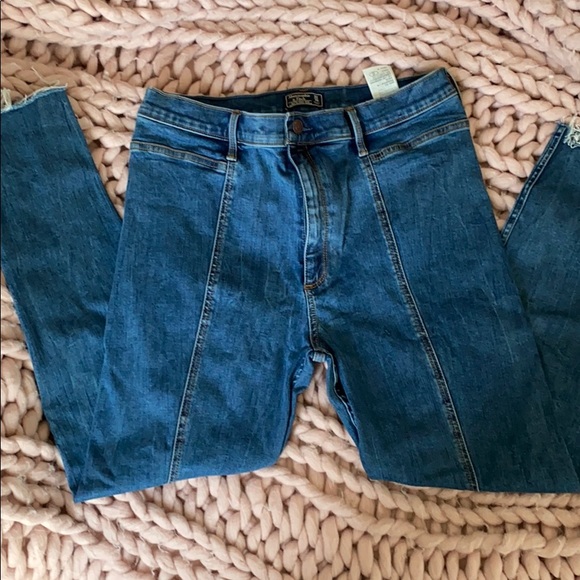 High Rise Jeans - Picture 2 of 3